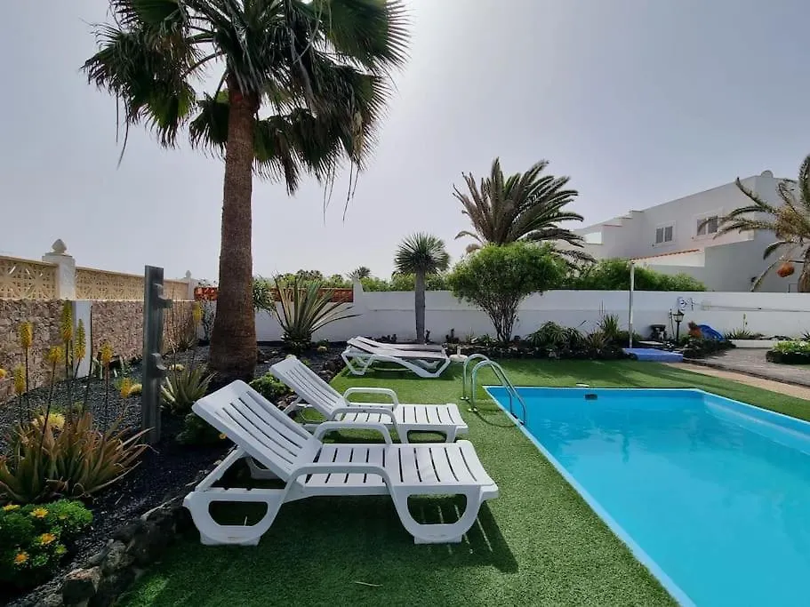 La Casa De Las Palomitas Corralejo 0*,
