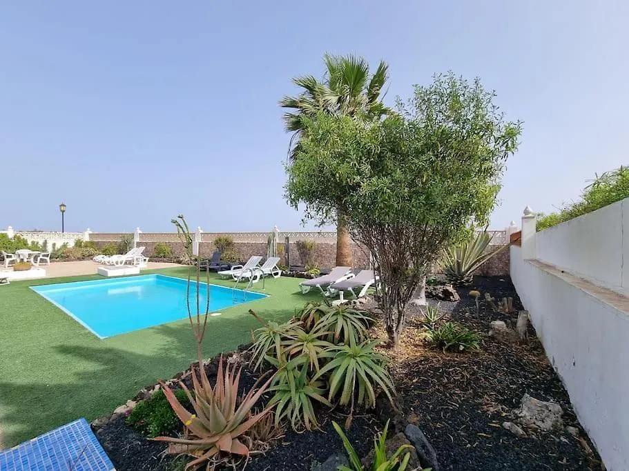 La Casa De Las Palomitas Corralejo